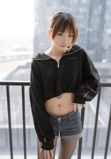 发狂的现代史 电影