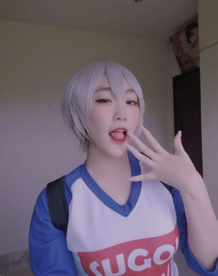 交换年轻夫妇