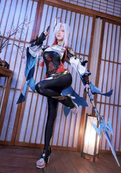 乡下借宿与村妇的性事