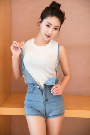 怪物的粗大撞进去了h视频