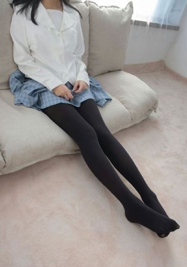《他在逆光中告白》电视剧